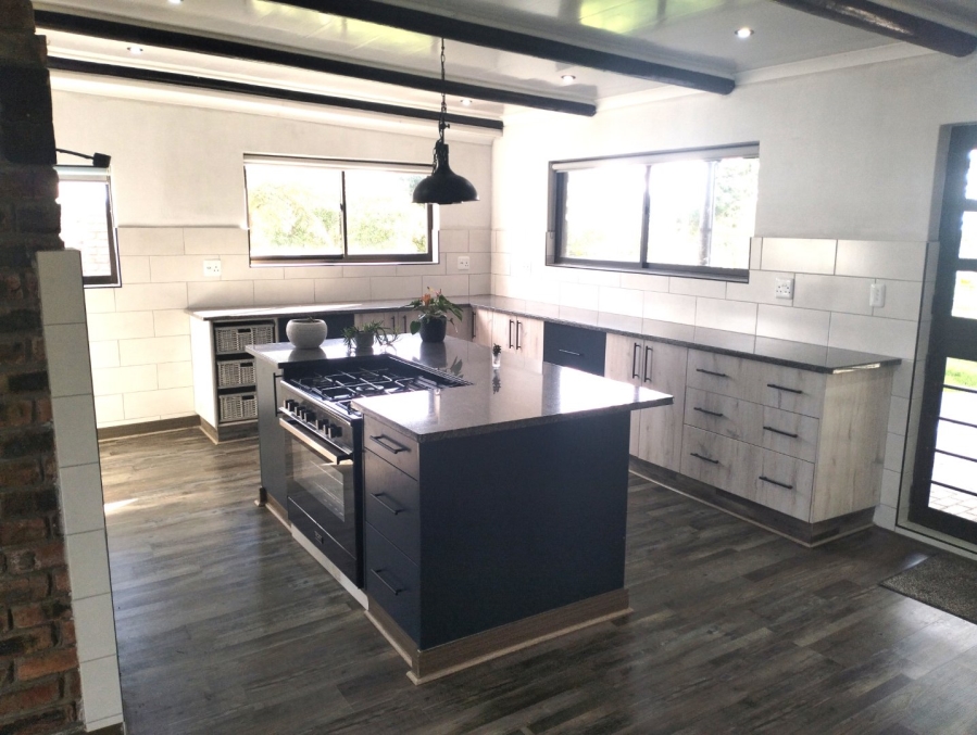 To Let 2 Bedroom Property for Rent in Aalwyndal Western Cape